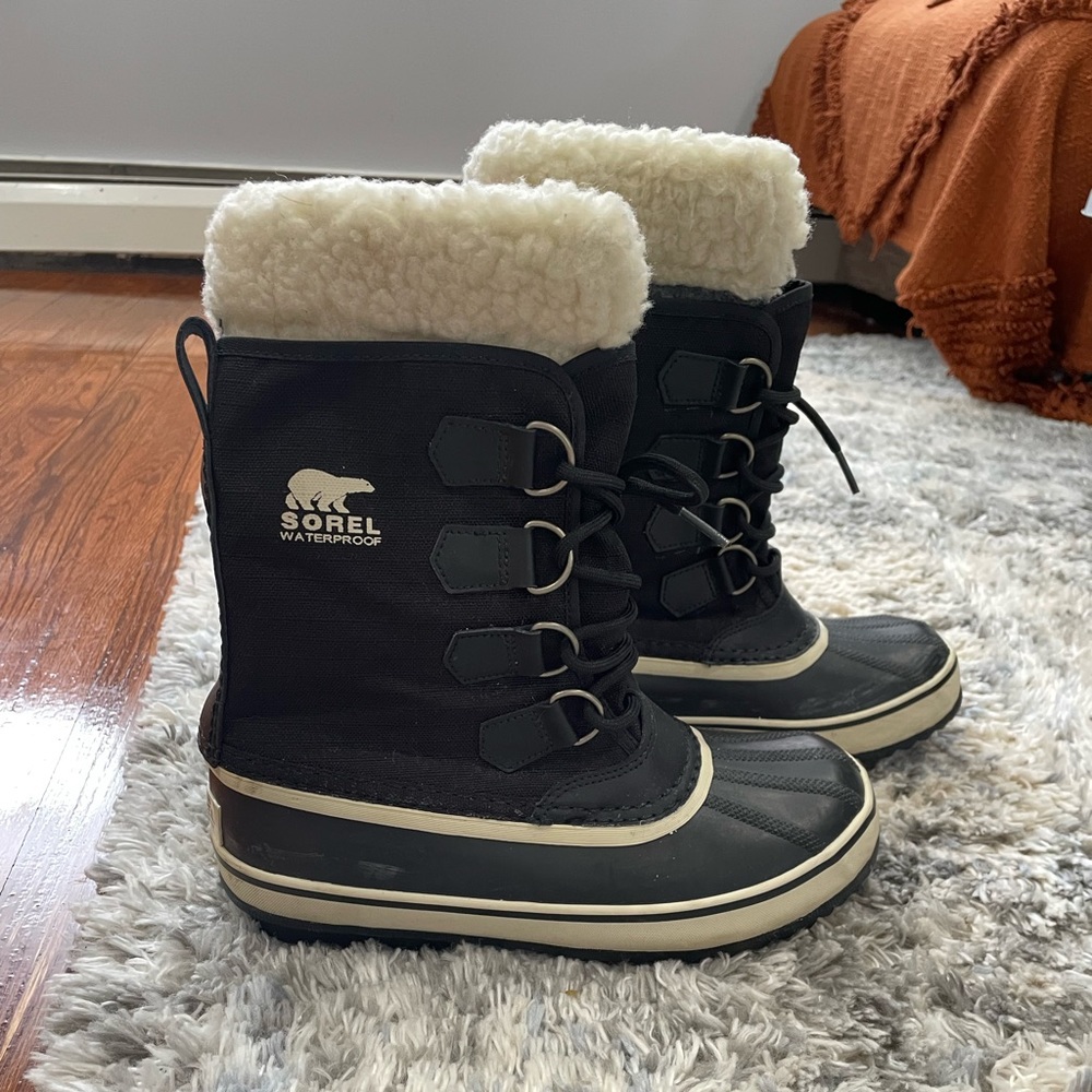 Sorel Winter Carnival Snow Boots